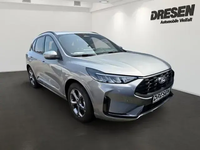 Gebraucht Ford Kuga ST-Line 190 PS (139 kW) 2025 Silber SUV