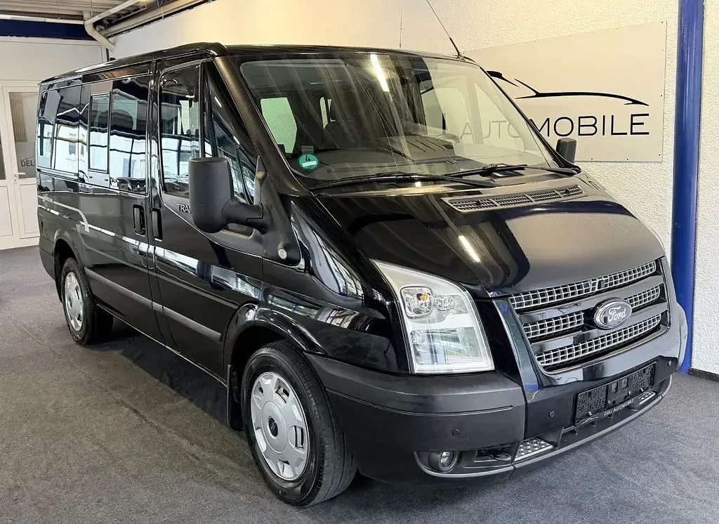 Gebraucht Ford Transit Nugget 140 PS (102 kW) 2012 Schwarz Van / Kleinbus