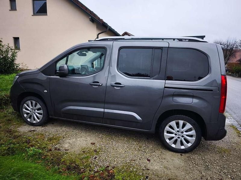 Gebraucht Opel Combo Life Edition 131 PS (96 kW) 2019 Grau Kombi