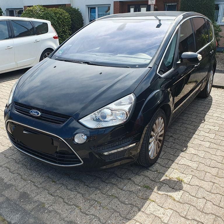 Schwarz Gebraucht 2013 Ford S-MAX Trend Van / Kleinbus | 9.700 € (Etwas zu teuer) - Bild 1/4
