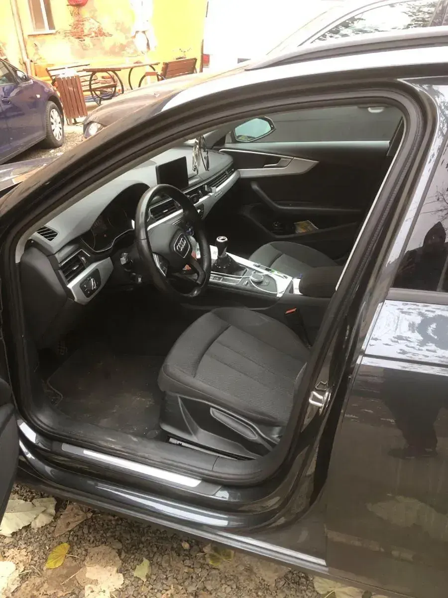 Gebraucht Audi A4 Sport 190 PS (139 kW) 2017 Schwarz Kombi