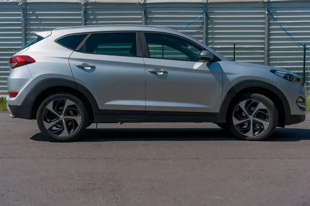 Gebraucht Hyundai Tucson 177 PS (130 kW) 2017 Silber SUV