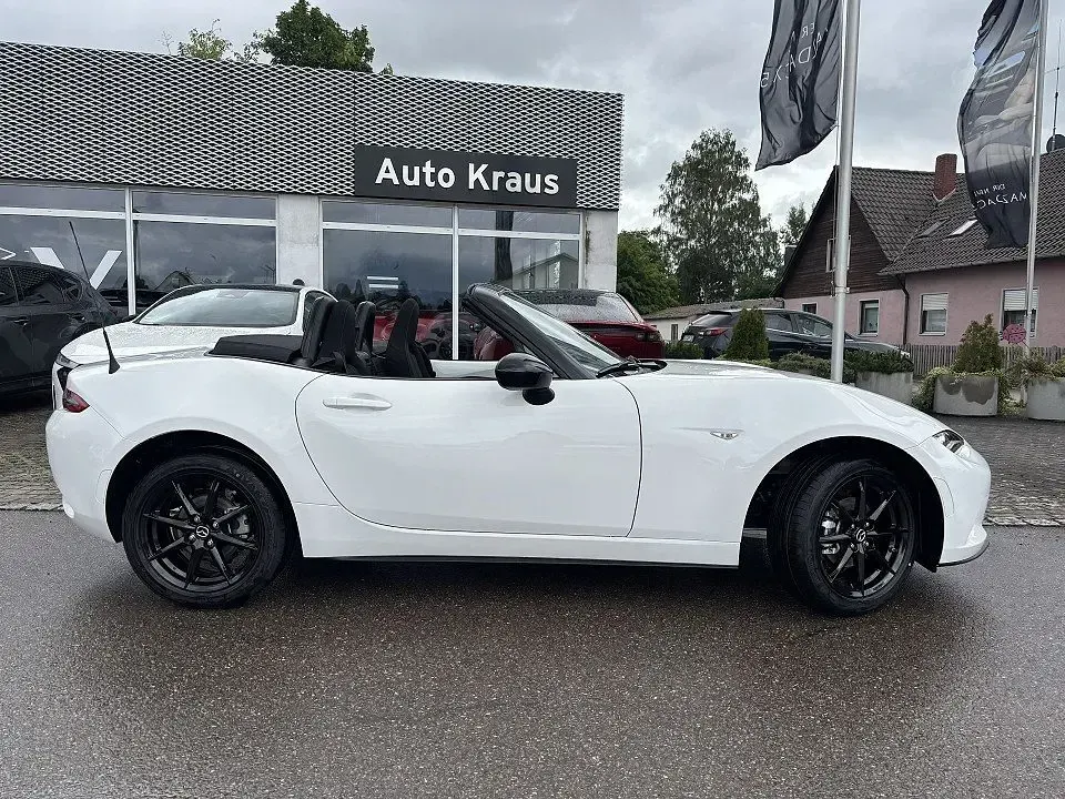 Neu Mazda MX5 Prime-Line 132 PS (97 kW) 2026 Arctic white Cabrio