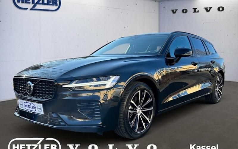 Gebraucht Volvo V60 Plus 455 PS (334 kW) 2025 Schwarz Kombi