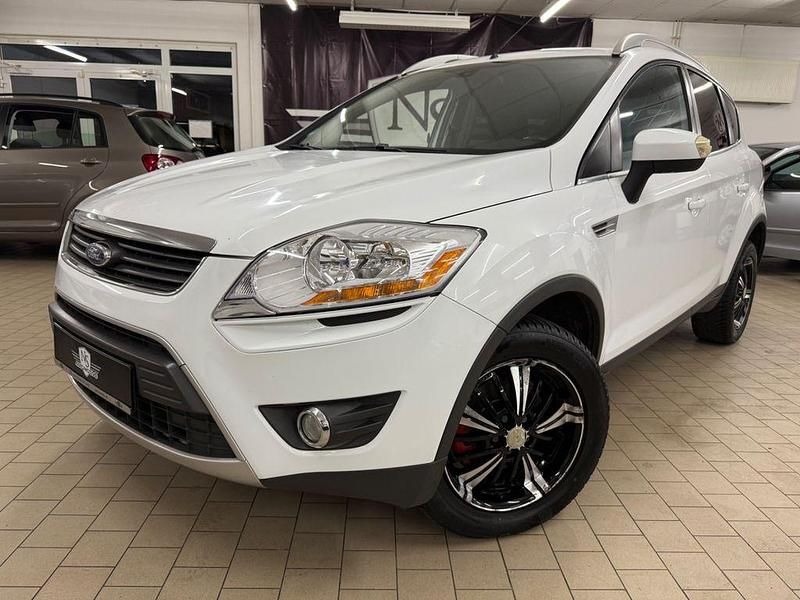 Gebraucht Ford Kuga Titanium 136 PS (100 kW) 2009 Weiß SUV