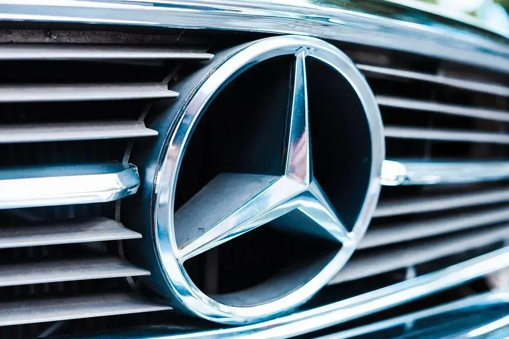Gebraucht Mercedes SL280 185 PS (136 kW) 1979 Silber Cabrio