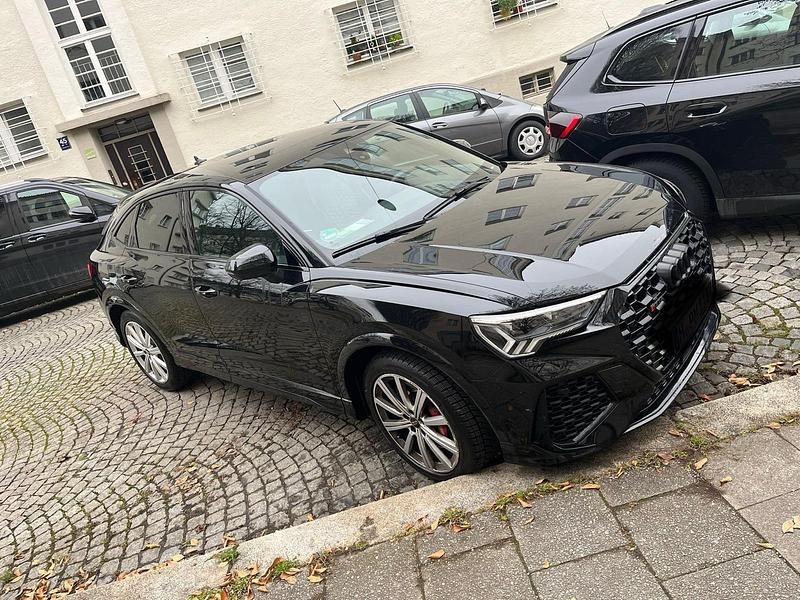 Schwarz Gebraucht 2021 Audi RS3 Ambiente Limousine | 52.499 € (Fairer Preis) - Bild 1/4