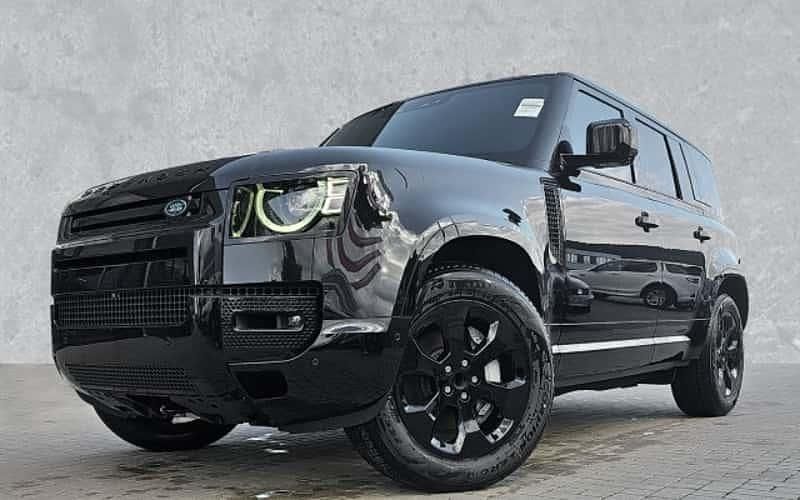 Schwarz Gebraucht 2025 Land Rover Defender SE Dynamic SUV | 91.590 € (Guter Preis) - Bild 1/3