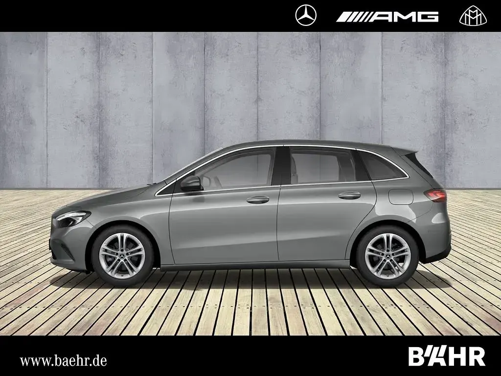 Gebraucht Mercedes B180 Progressive 136 PS (100 kW) 2026 Lack mountaingrau Kleinwagen
