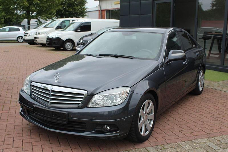 Grau Gebraucht 2008 Mercedes C220 Limousine | 2.990 € (Superpreis) - Bild 1/4