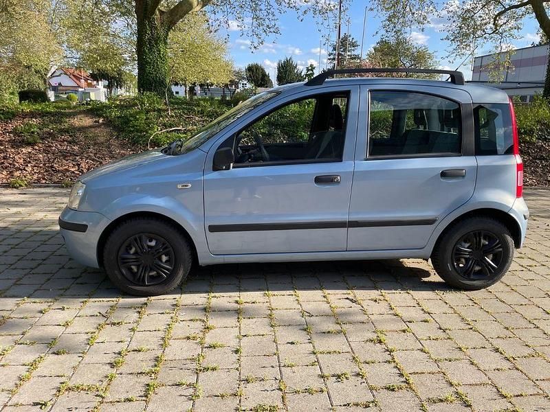 Second-hand Fiat Panda 60 CP (44 kW) 2009 Albastru Hatchback