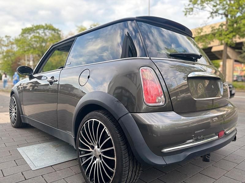 Usata Mini Cooper 116 CV (85 kW) 2006 Andere farben Utilitaria