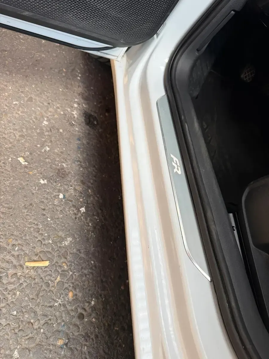 Gebraucht Seat Leon FR 131 PS (96 kW) 2023 Weiß Kombi