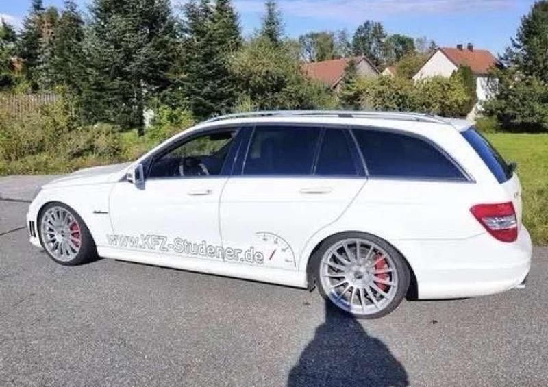 Gebraucht Mercedes C63 AMG AMG 487 PS (358 kW) 2010 Silber Kombi