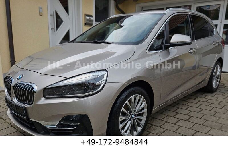 Silber Gebraucht 2021 BMW 220 Luxury Line Van / Kleinbus | 26.490 € (Fairer Preis) - Bild 1/4
