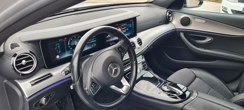 Gebraucht Mercedes E350 258 PS (189 kW) 2017 Silber Limousine