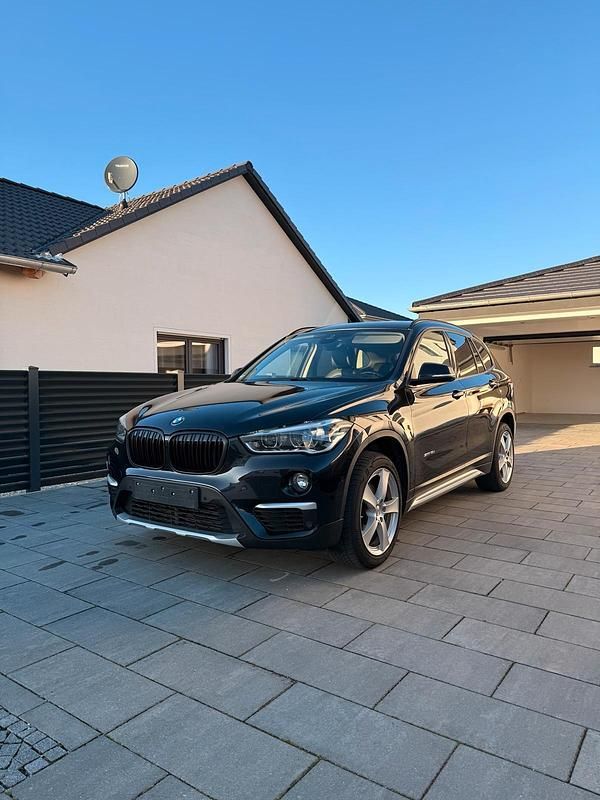 Usata BMW X1 150 CV (110 kW) 2017 Nero SUV