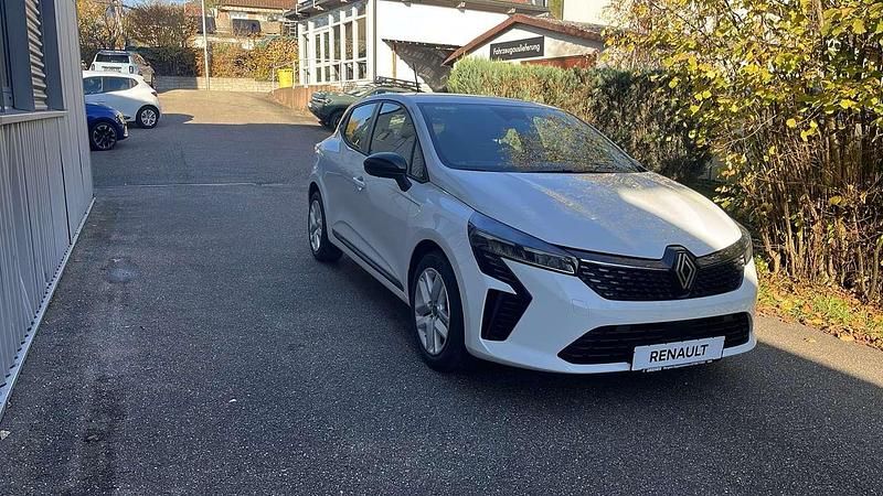 Neu Renault Clio V Evolution 91 PS (66 kW) 2025 Weiß Kleinwagen
