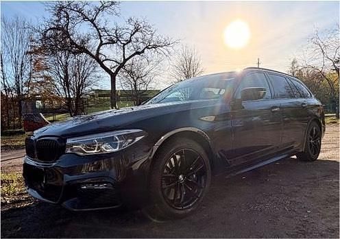 Schwarz Gebraucht 2018 BMW 540 Shadowline Kombi | 35.250 € (Fairer Preis) - Bild 1/4