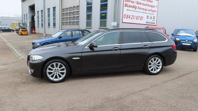 Gebraucht BMW 530 Performance 258 PS (189 kW) 2013 Schwarz Kombi
