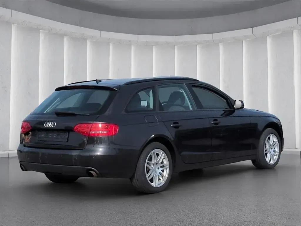 Gebraucht Audi A4 Attraction 179 PS (131 kW) 2010 Grau Kombi