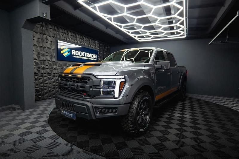 Używany Ford V8 Raptor 405 KM (297 kW) 2024 Szary SUV