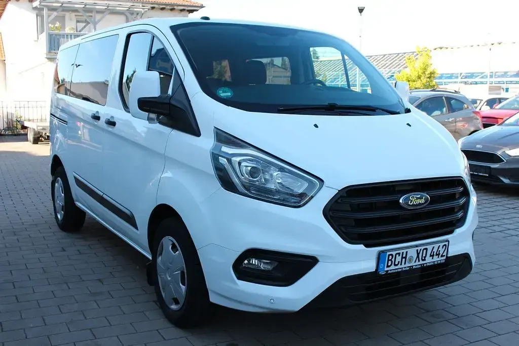 Gebraucht Ford Transit Trend 131 PS (96 kW) 2019 Weiß Kombi