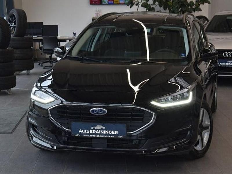 Agate black Gebraucht 2023 Ford Focus Cool & Connect Kombi | 19.980 € (Superpreis) - Bild 1/4