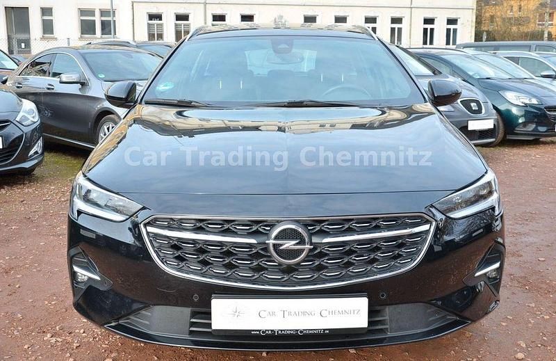 Gebraucht Opel Insignia Elegance 174 PS (127 kW) 2022 Schwarz Kombi