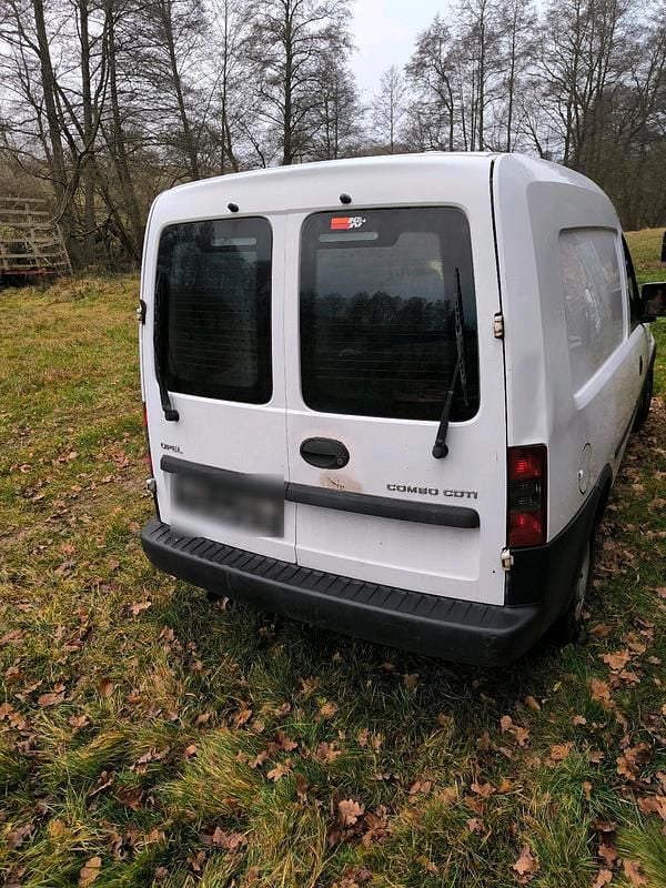 Gebraucht Opel Combo 75 PS (55 kW) 2008 Weiß Van / Kleinbus
