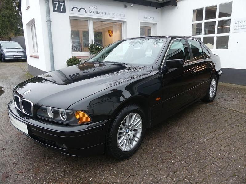 Schwarz Gebraucht 2002 BMW 525 Limousine | 5.290 € (Guter Preis) - Bild 1/4