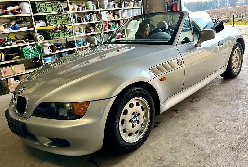 Gebraucht BMW Z3 Sport Line 118 PS (86 kW) 1998 Orange Cabrio