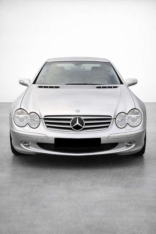 Grau Gebraucht 2004 Mercedes SL500 Cabrio | 25.900 € (Teuer) - Bild 1/4
