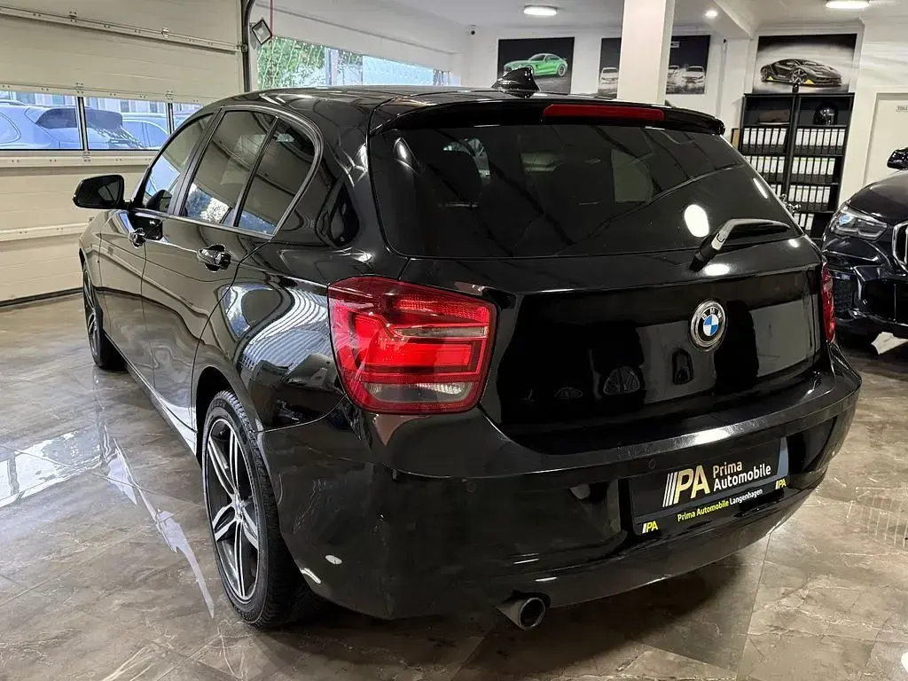 Gebraucht BMW 116 Sport Line 136 PS (100 kW) 2012 Schwarz Kleinwagen