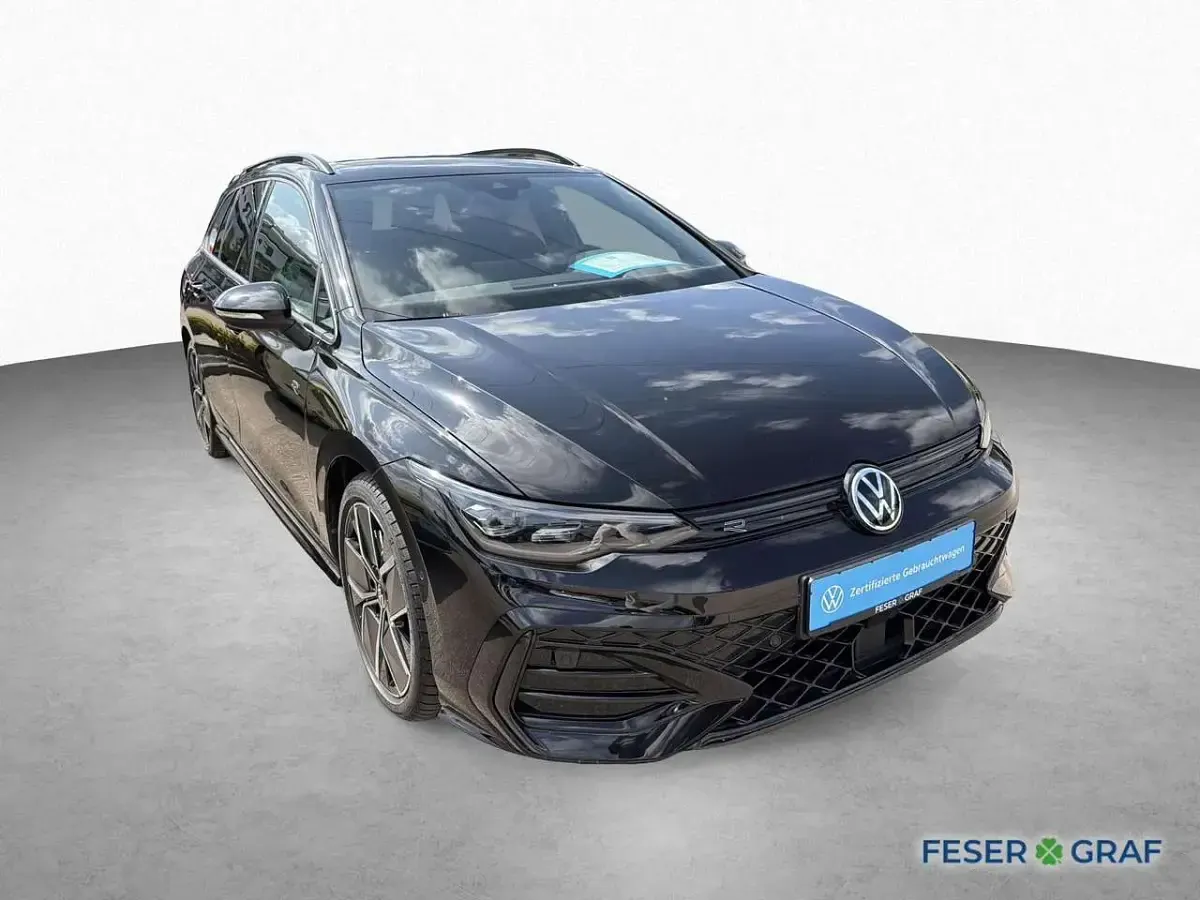 Gebraucht VW Golf VIII R-line 150 PS (110 kW) 2024 Schwarz Kombi