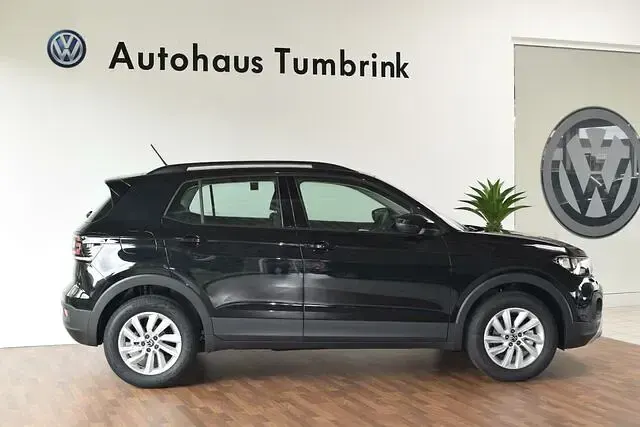 Gebraucht VW T-Cross Life 110 PS (80 kW) 2023 Deep black perleffekt SUV