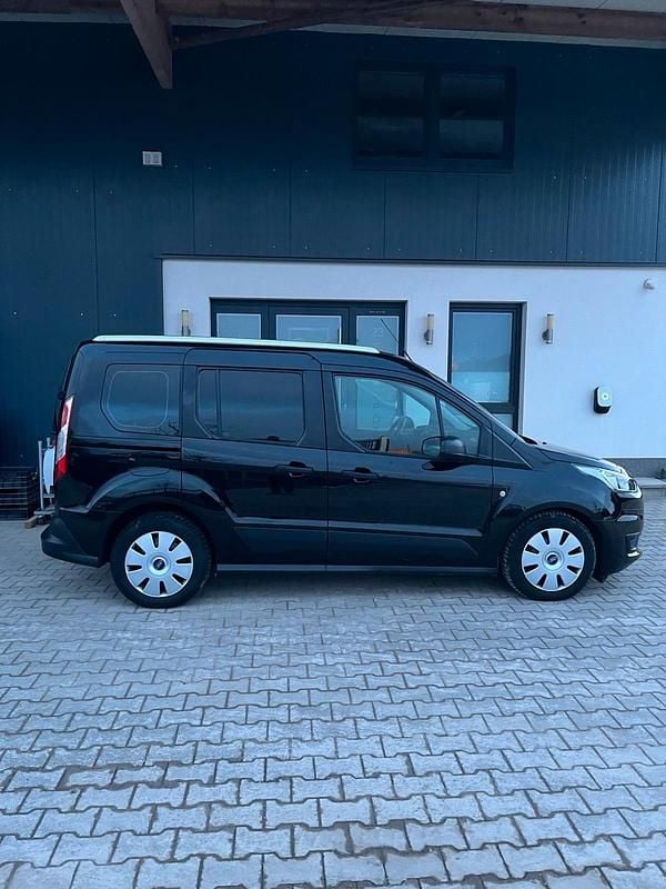 Gebraucht Ford Transit Connect 120 PS (88 kW) 2018 Schwarz Van / Kleinbus