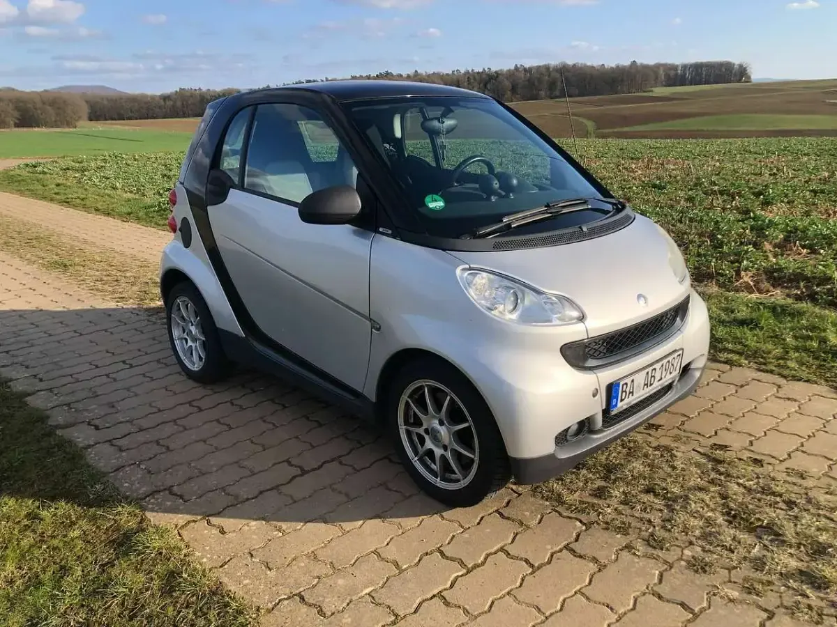 Gebraucht Smart ForTwo Coupé Pulse 71 PS (52 kW) 2009 Silber Coupé