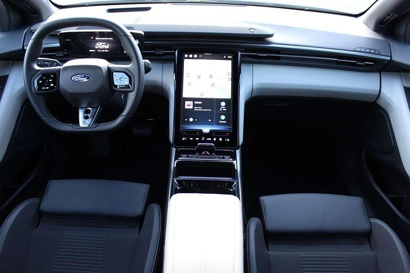 Gebraucht Ford Capri 250 kW (340 PS) 2024 Lucidrot metallic SUV