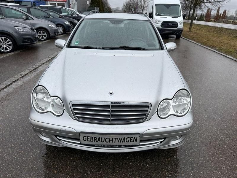 Gebraucht Mercedes C180 Elegance 143 PS (105 kW) 2005 Silber Limousine