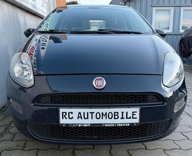 Gebraucht Fiat Punto More 69 PS (50 kW) 2013 Blau Limousine