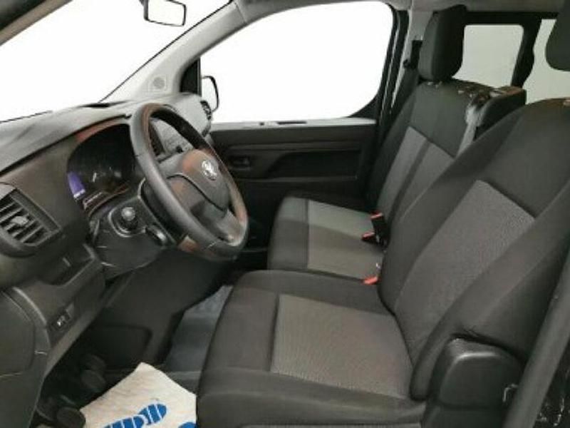 Gebraucht Toyota Proace 144 PS (105 kW) 2023 Schwarz Van / Kleinbus