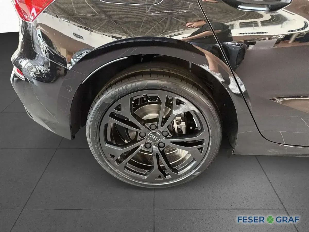 Neu Audi A3 Ambiente 204 PS (150 kW) 2026 Brillantschwarz Limousine