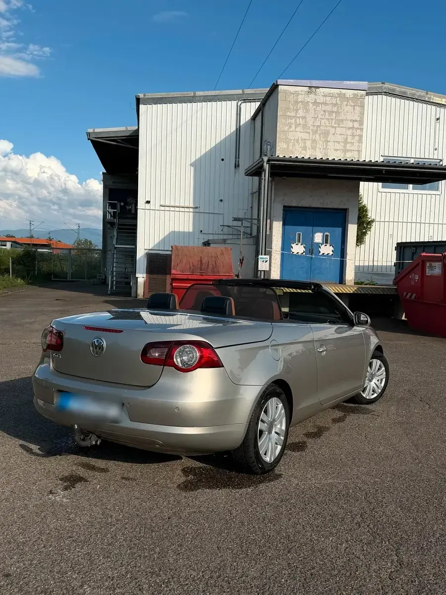 Gebraucht VW Eos 150 PS (110 kW) 2009 Gold Cabrio