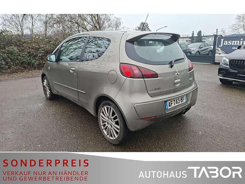 Gebraucht Mitsubishi Colt Invite 95 PS (69 kW) 2009 Unbekannt Kleinwagen