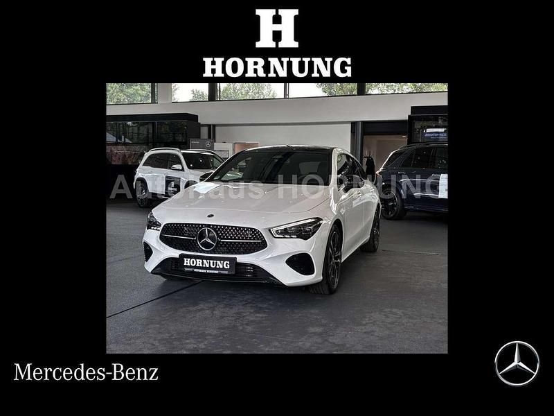Unilack polarweiß Gebraucht 2025 Mercedes CLA200 Shooting Brake Kombi | 39.900 € - Bild 1/4