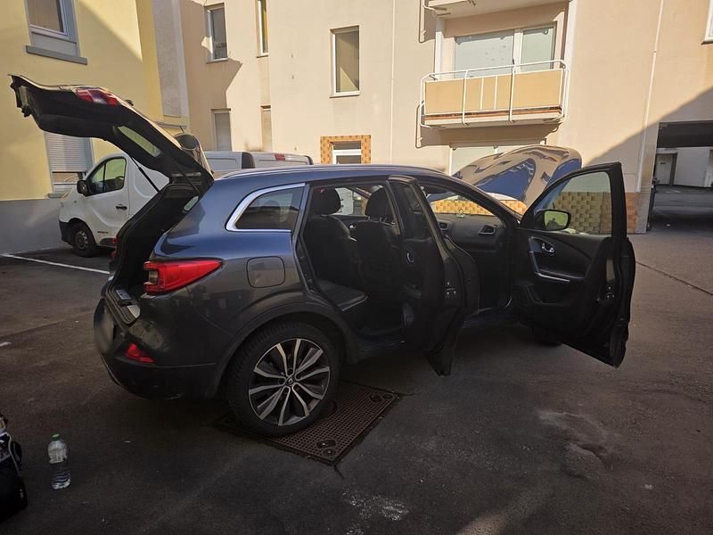 Gebraucht Renault Kadjar 110 PS (80 kW) 2015 Schwarz SUV