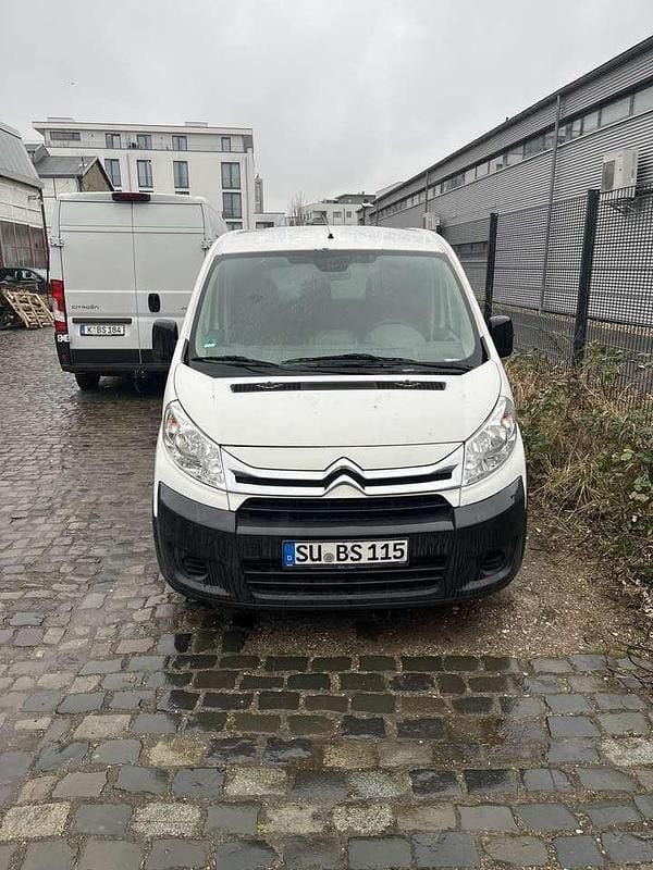 Second-hand Citroën Jumpy 163 CP (119 kW) 2014 Alb Monovolum