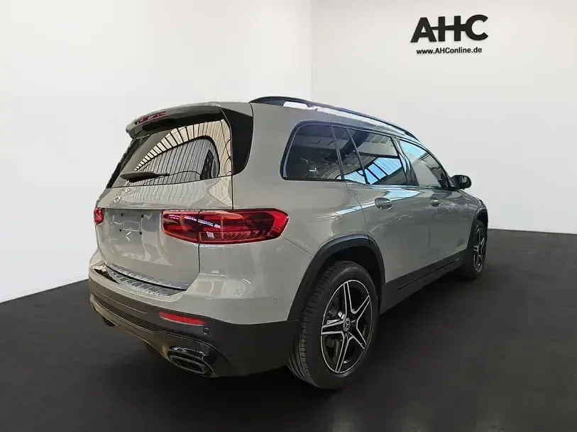 Gebraucht Mercedes GLB200 AMG 163 PS (119 kW) 2026 Manufaktur lack manufaktur alp SUV