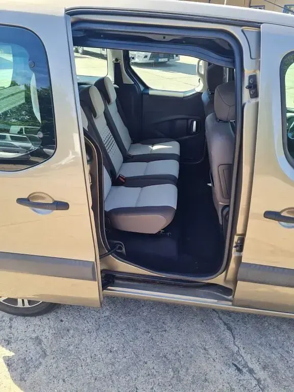 Gebraucht Citroën e-Berlingo Tendance 92 PS (67 kW) 2012 Braun Kombi